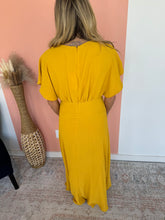 Load image into Gallery viewer, Sunrise Maxi Dress