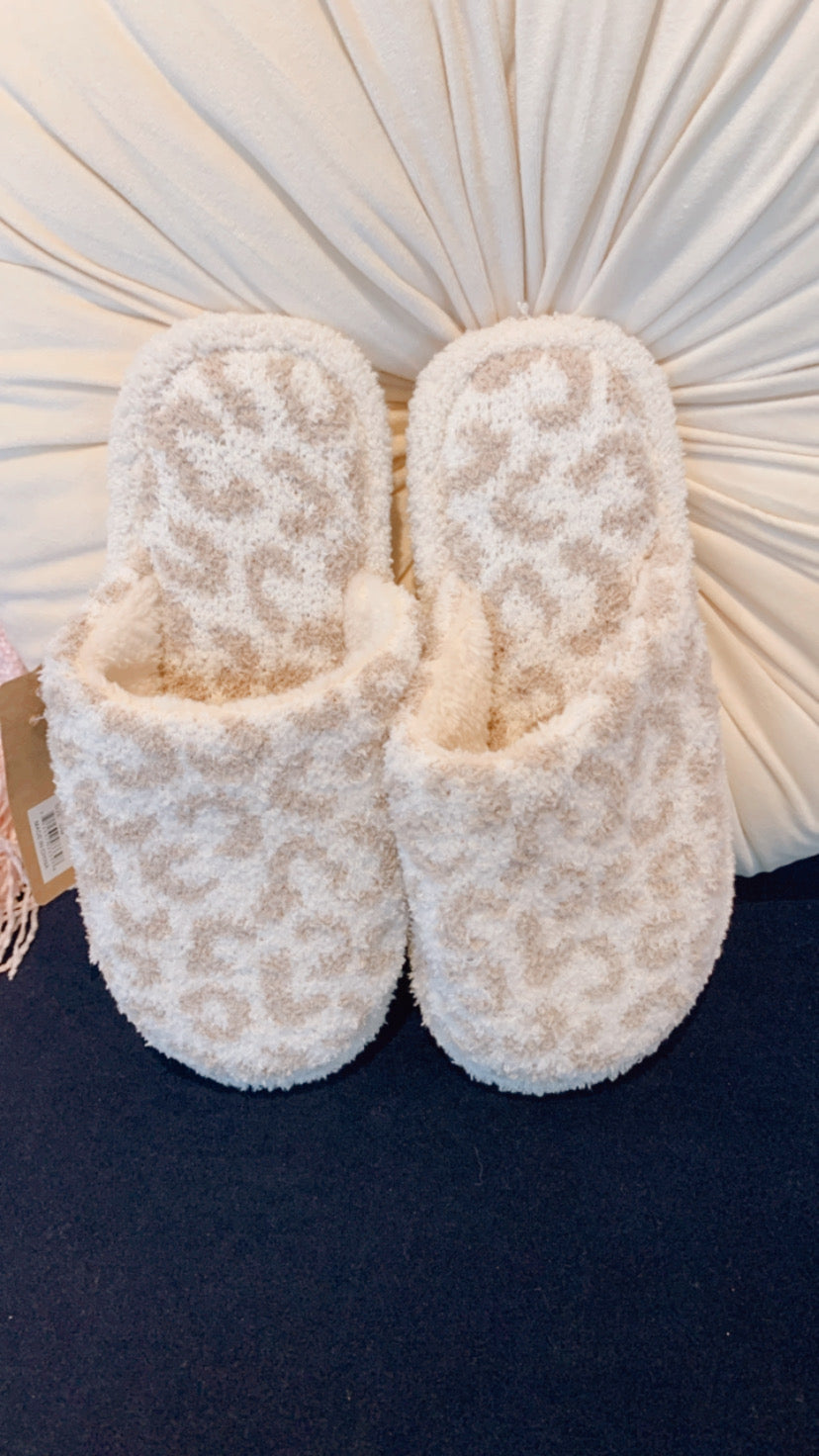 Cozy Toes Leopard Slippers