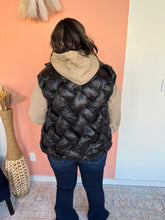 Load image into Gallery viewer, Woven Leisure Puffer Vest