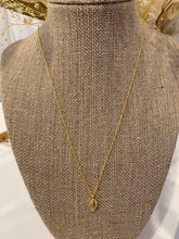 Load image into Gallery viewer, The Lindy Necklace